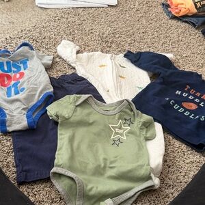 6M Baby Boy Bundle - Nike Bodysuit, Levi's Romper, Carter's Thanksgiving Top